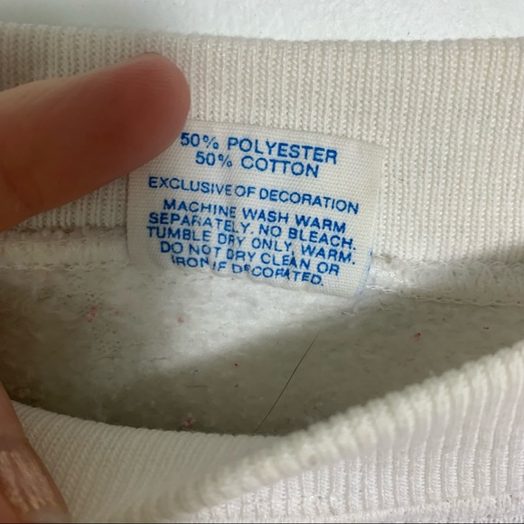 Vintage 1982 Mickey Mouse sweatshirt - Picture 4 of 13